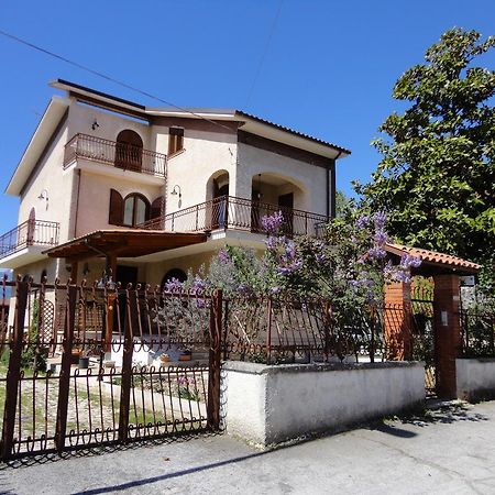 B&B La Magnolia Sulmona Dış mekan fotoğraf